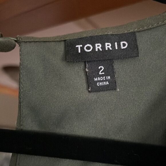 Torrid Boho Long Sleeve Dress with Lace Detail - Picture 4 of 9